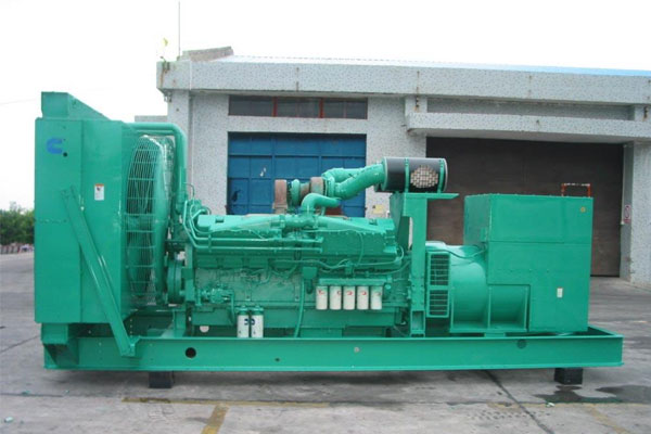 慈溪工厂发电机应急发电时如何更准确地检查发电机状态？